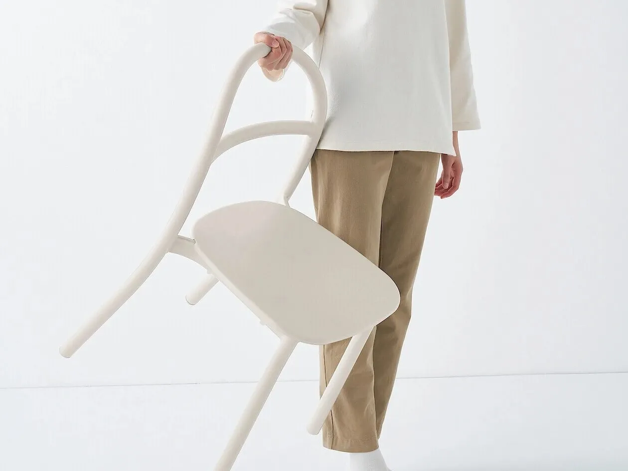 Light grey dining chair