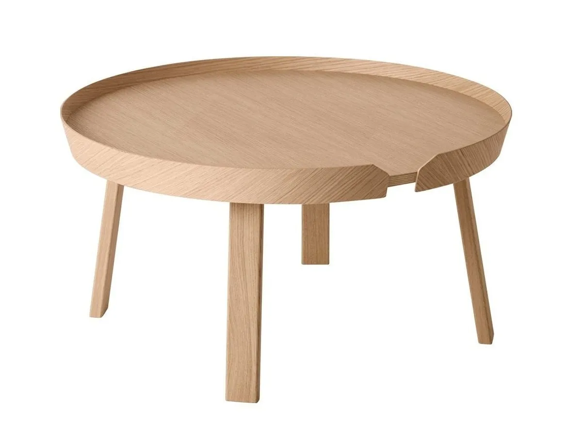 Round oak coffee table with raised edge