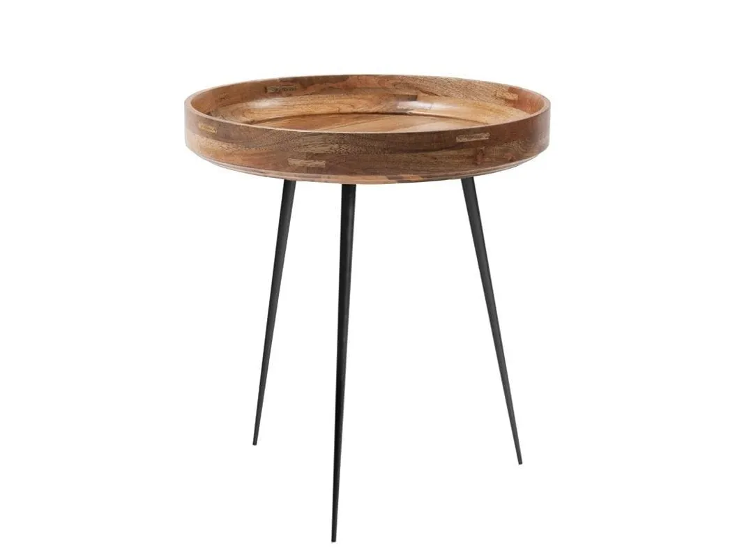 Turned mango wood table with tapered wooden legs