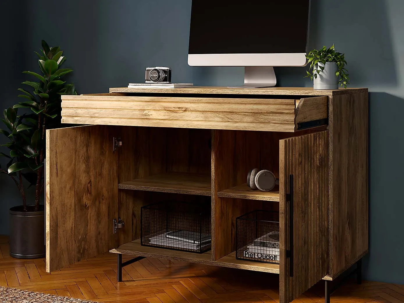 Oak sideboard-style desk