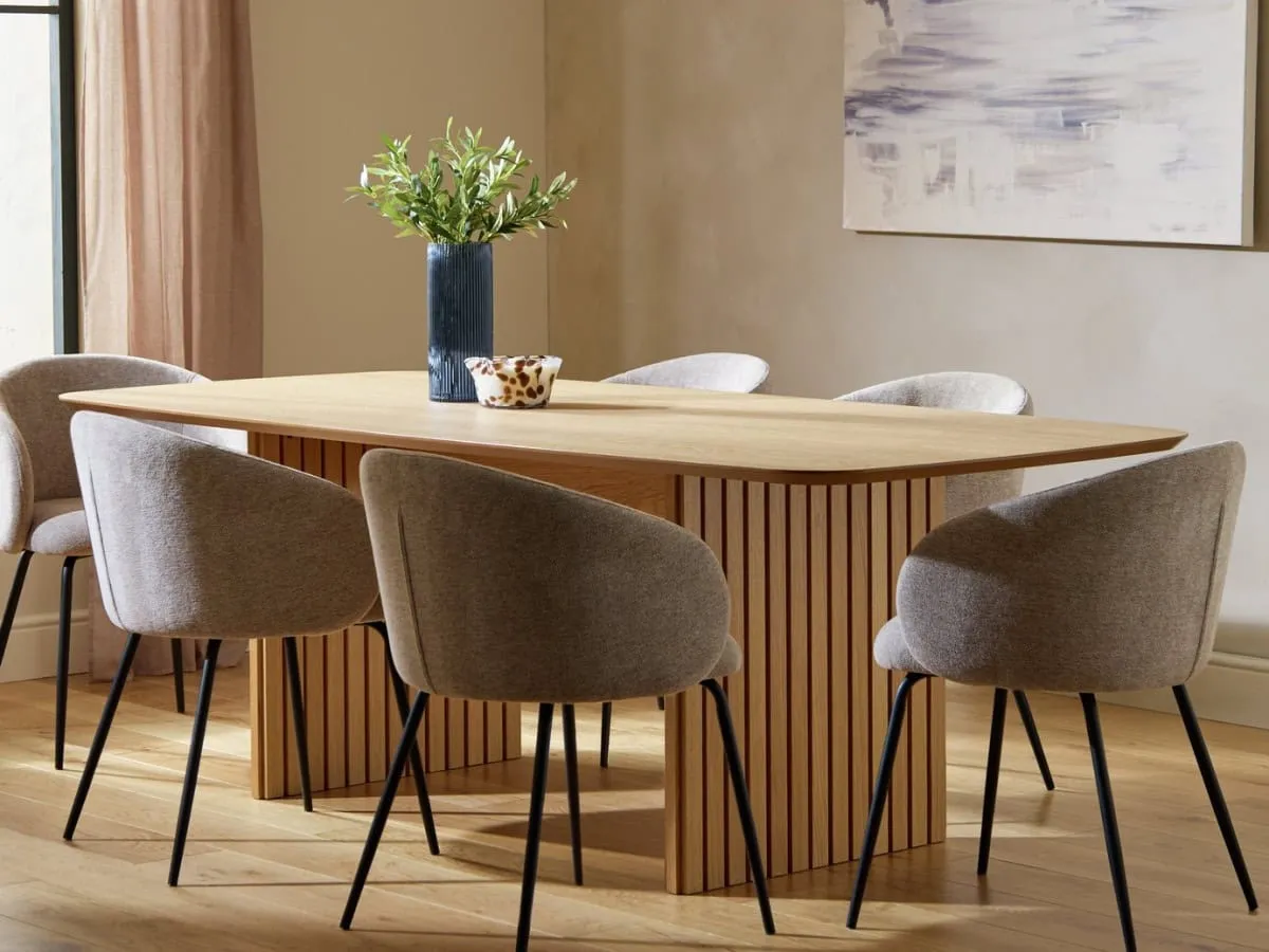 Oak dining table with slatted legs