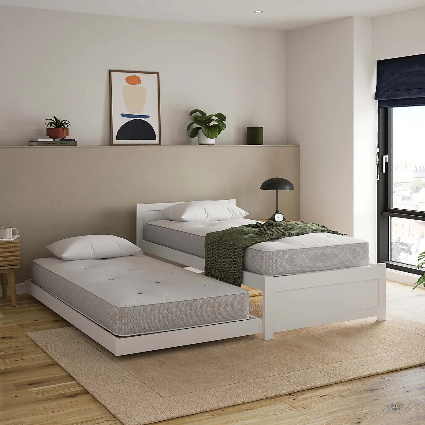 Trundle-style guest bed