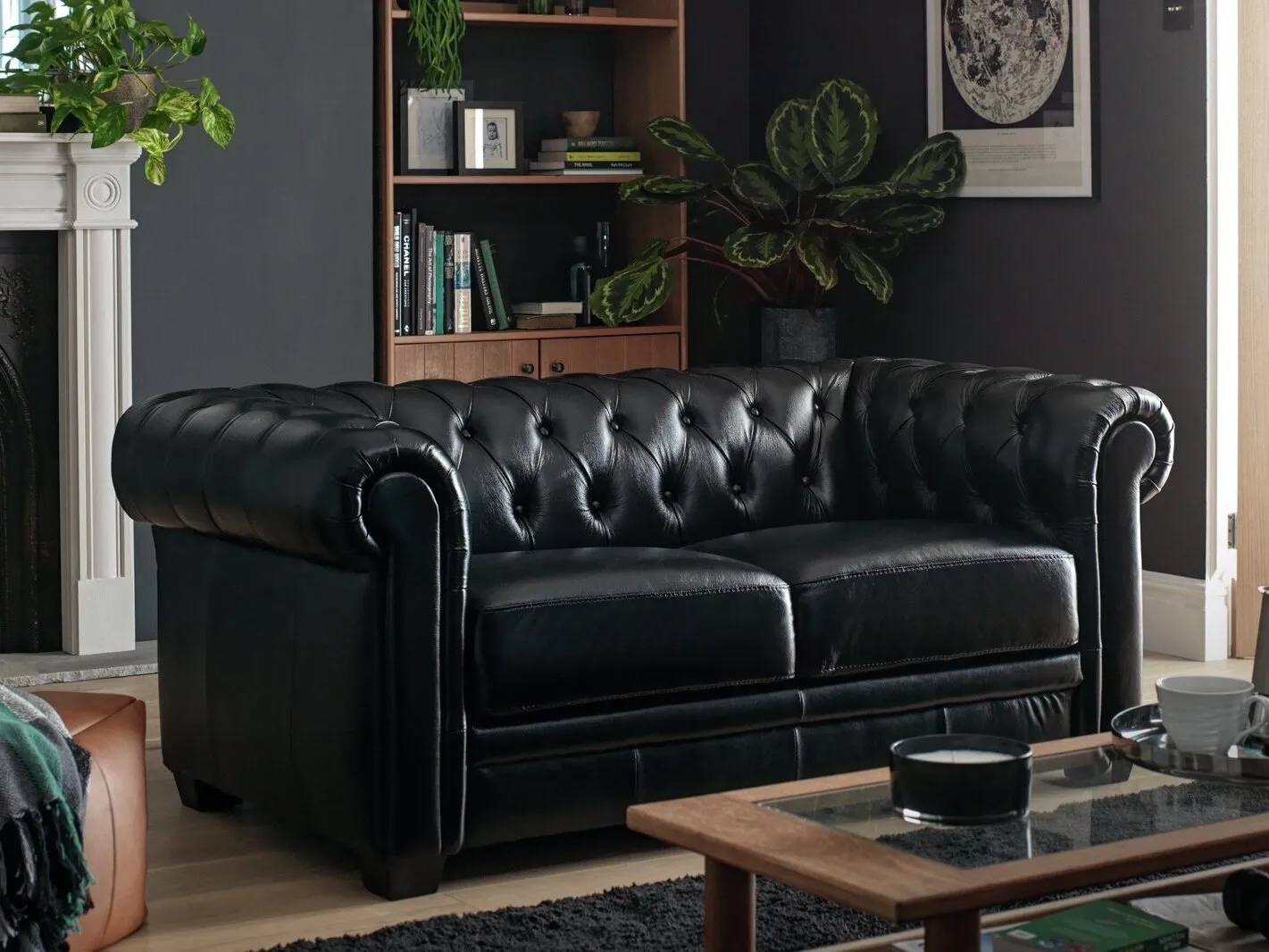 Black leather Chesterfield Sofa