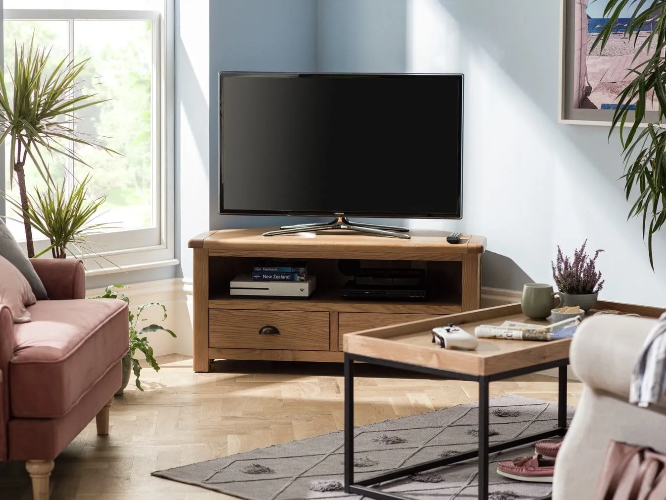 Oak tv unit with 2 drawers