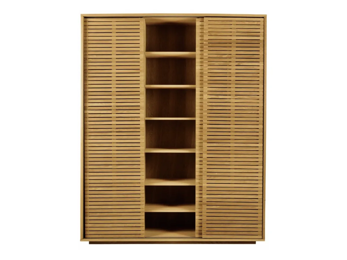 Wardrobe with 3 slatted sliding doors