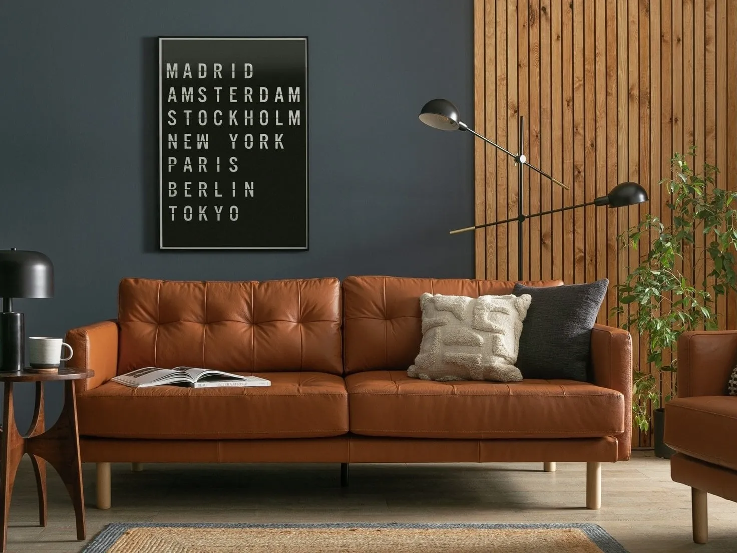 3-seater tan leather sofa