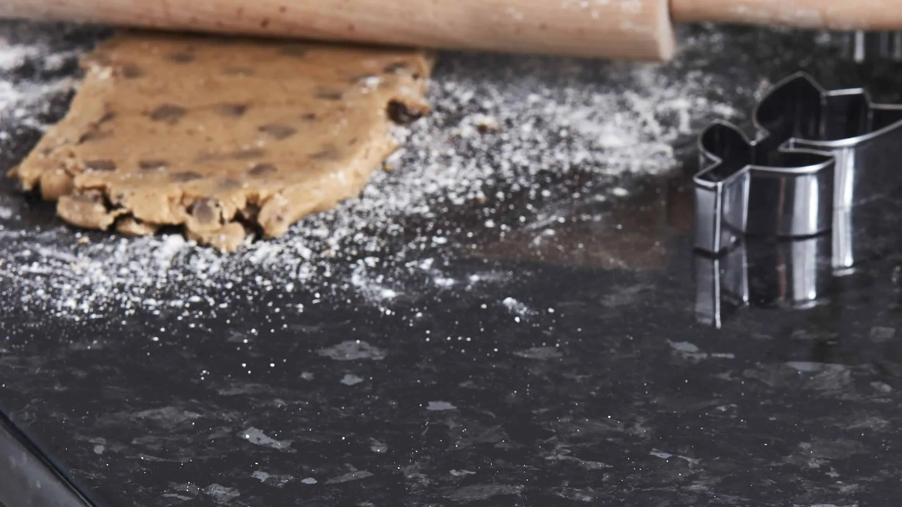 Black granite-effect laminate worktop