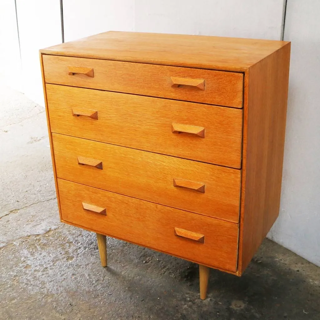 Mid-century drawer chest