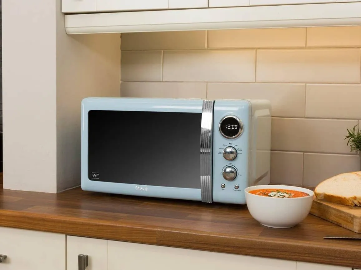 Retro-style microwave