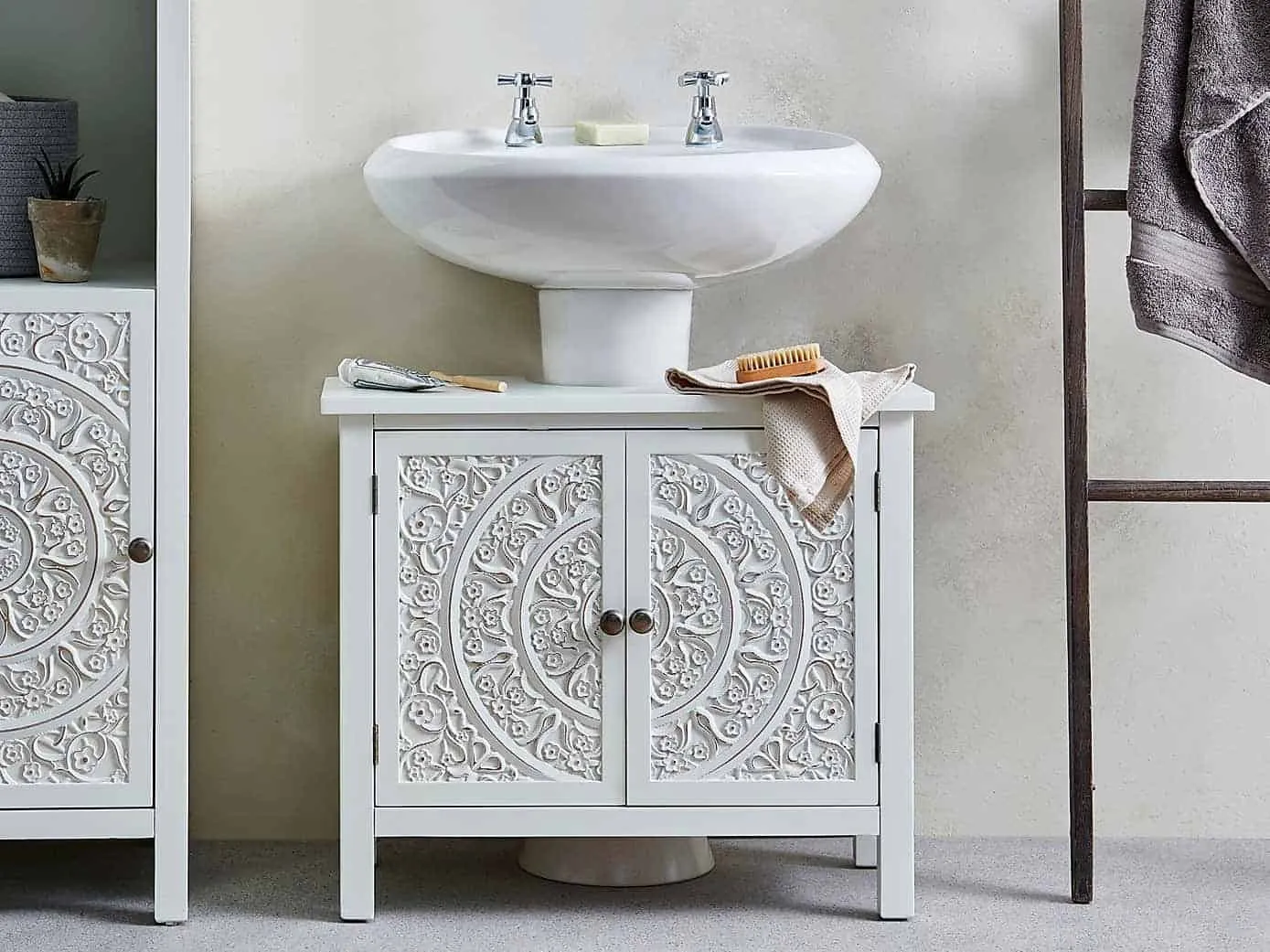 Decorative under sink vanity unit