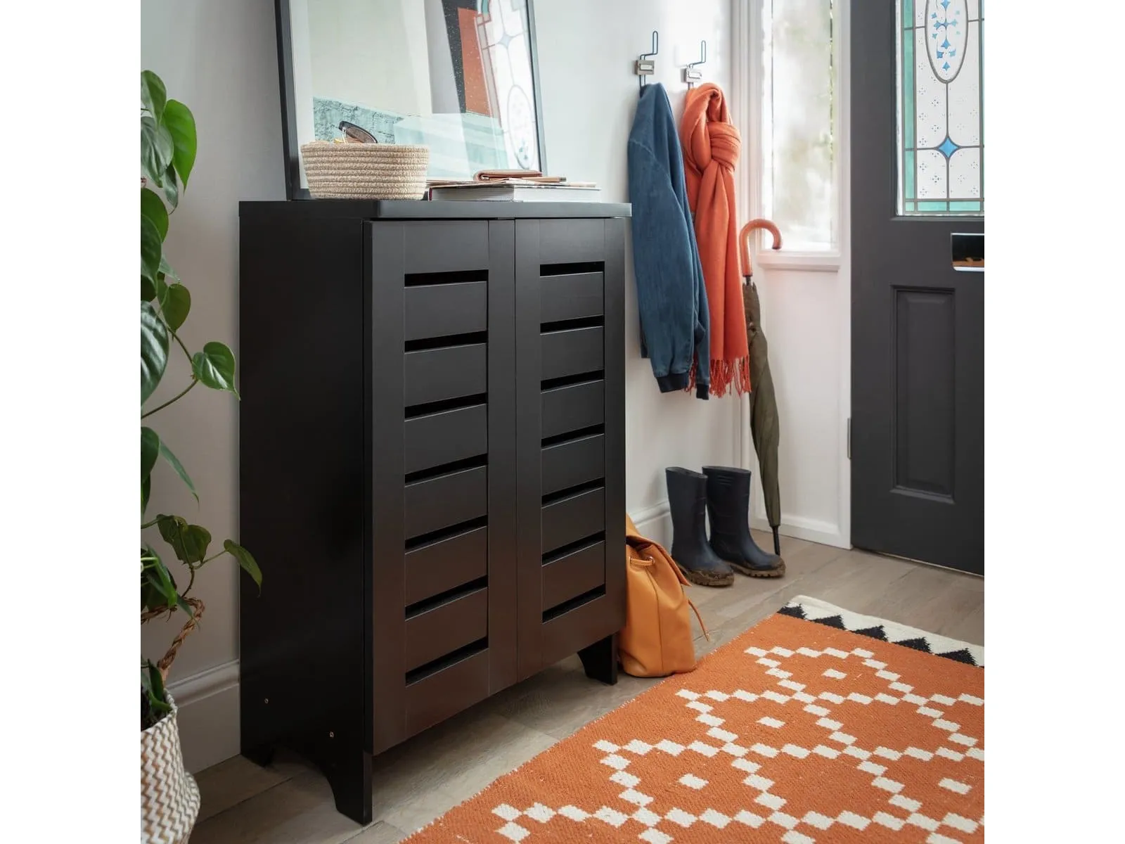 Black 2-door shoe cupboard