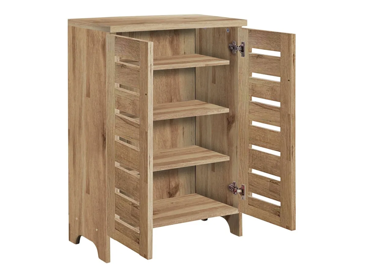Oak shoe cupbaord with 2 slatted doors