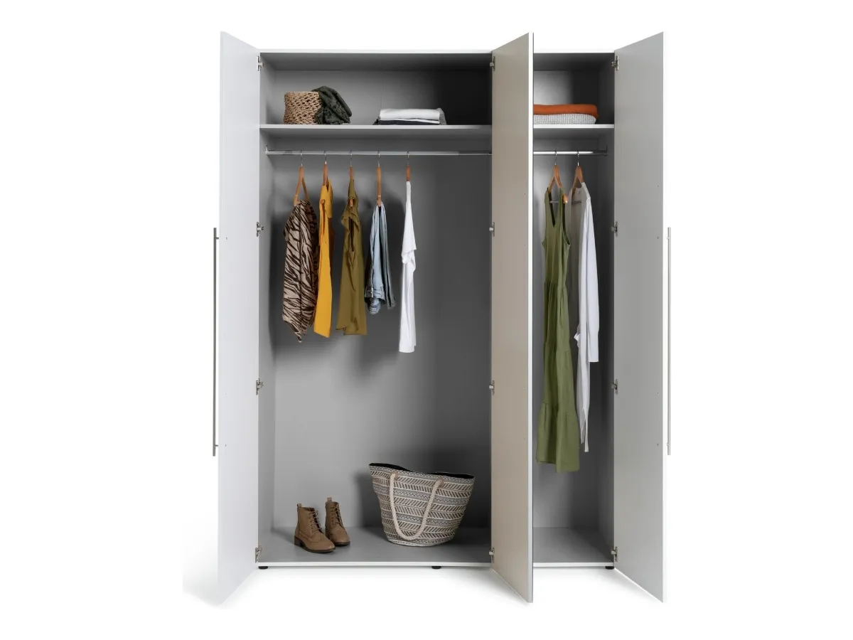 Tall white wardrobe with 3 mirrored doors