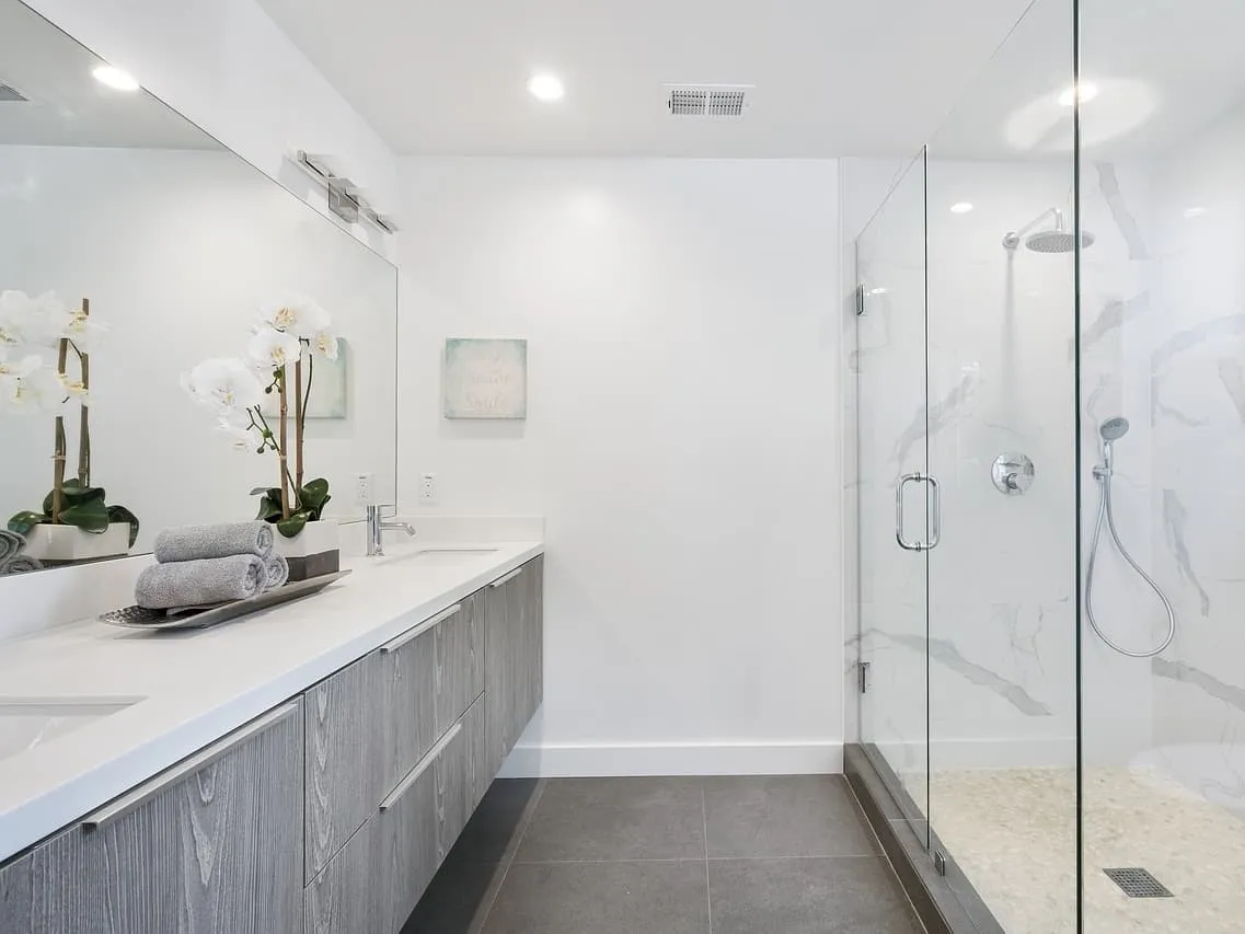 Bathroom ceiling lights
