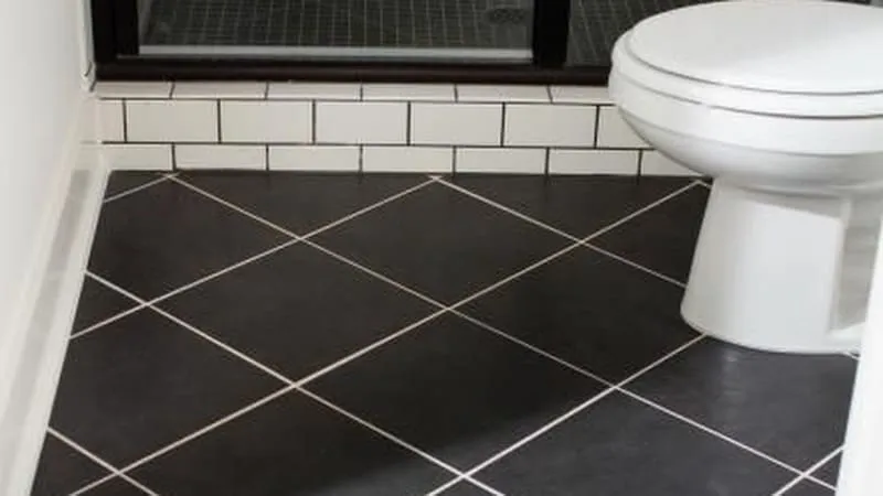 Diagonal bathroom tiles