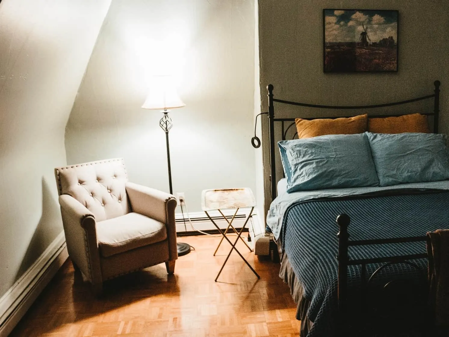 floor lamp