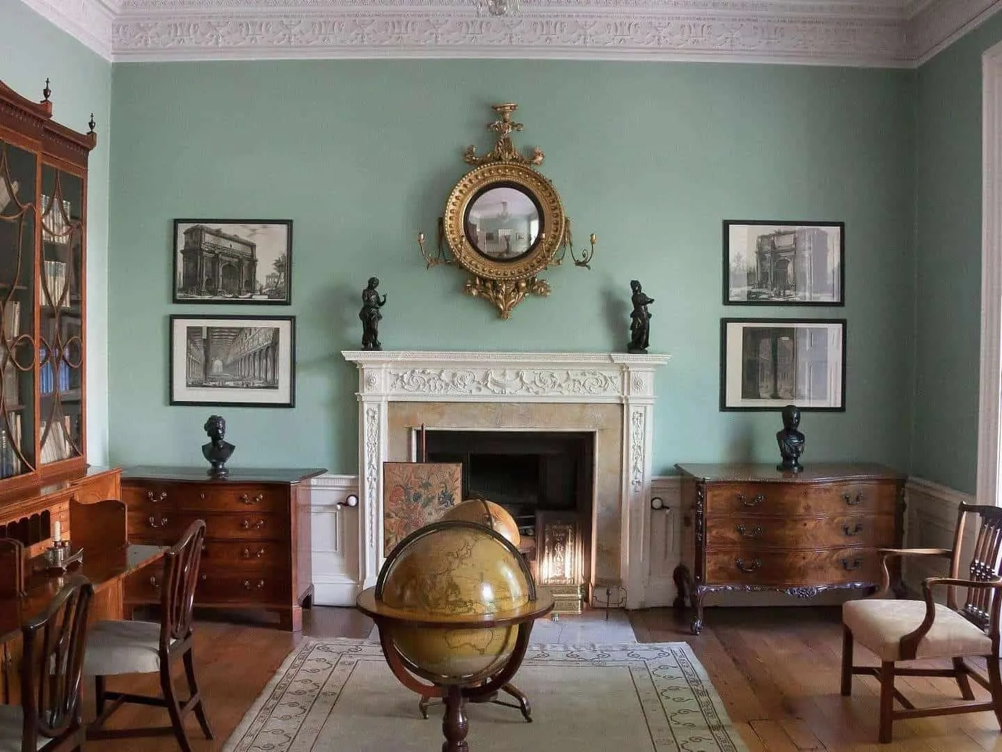 Georgian-style living room
