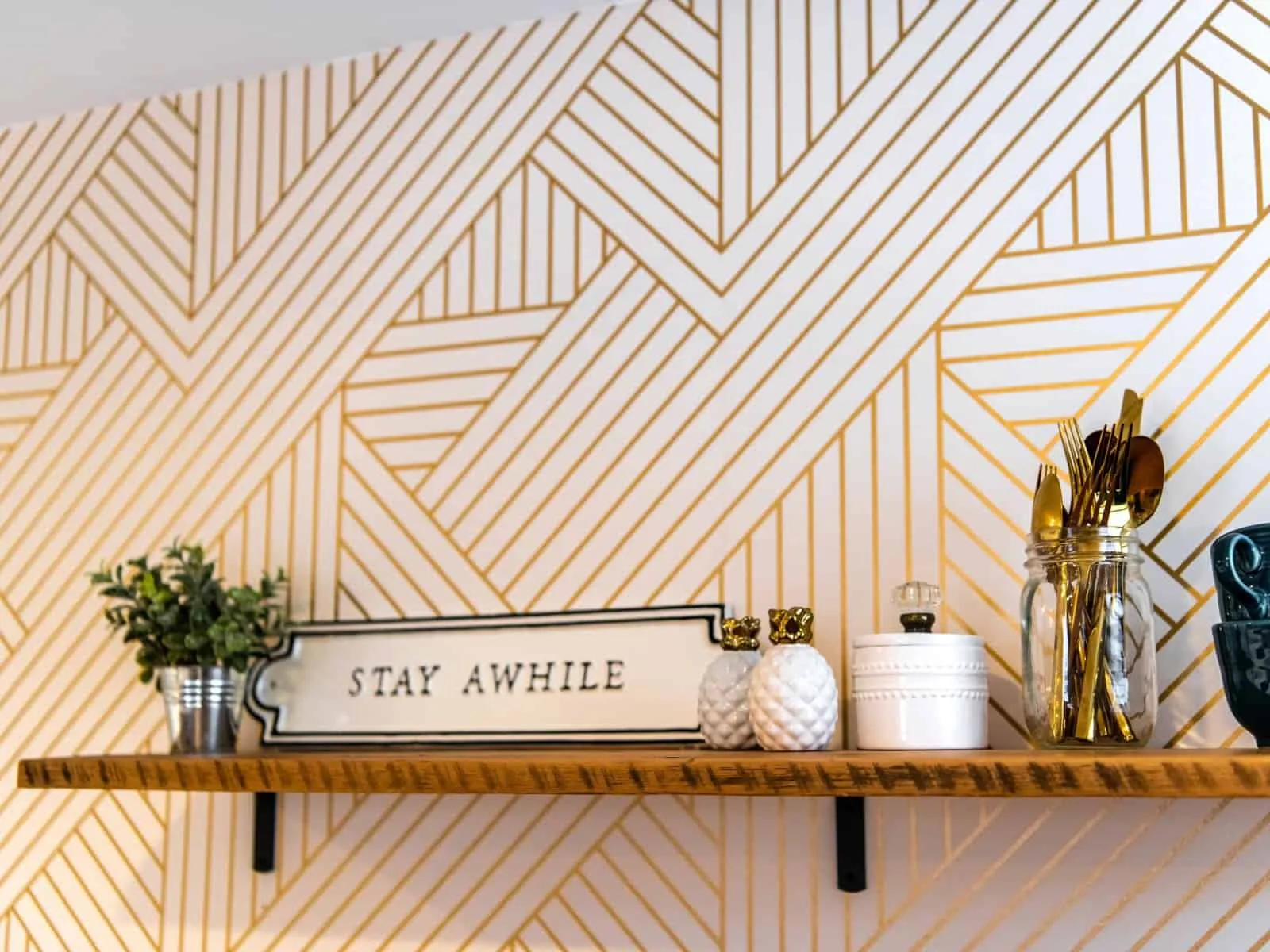 Geometric wallpaper