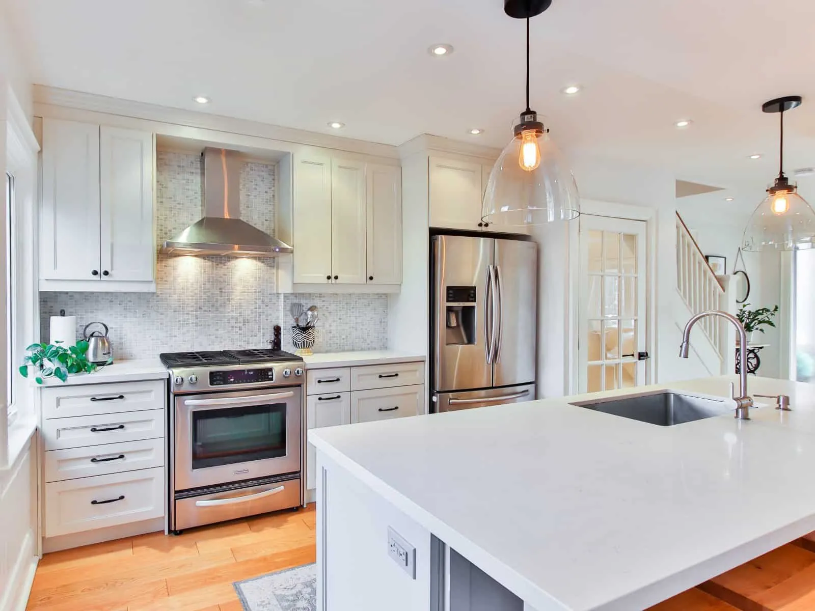 Classic kitchen arrangement