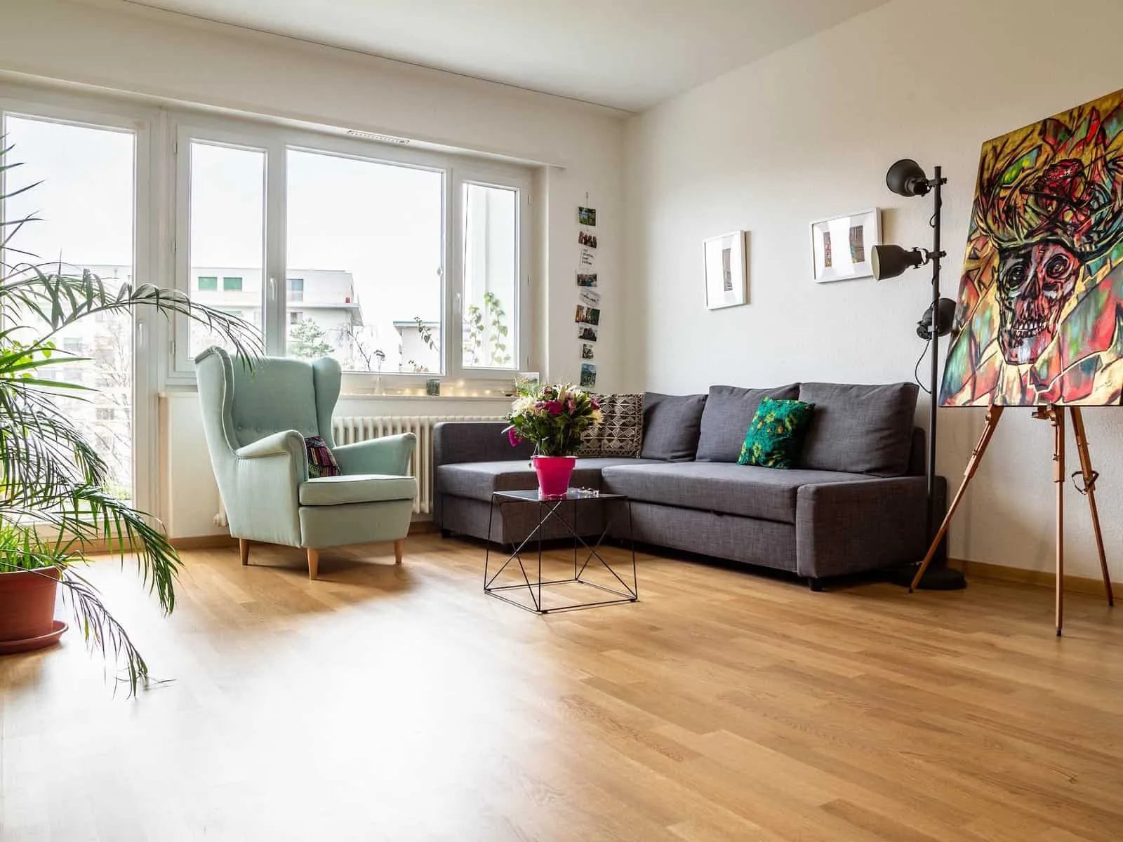 Living room with a wood laminate floor