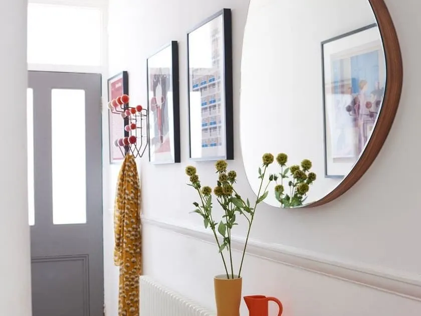 wall mirror
