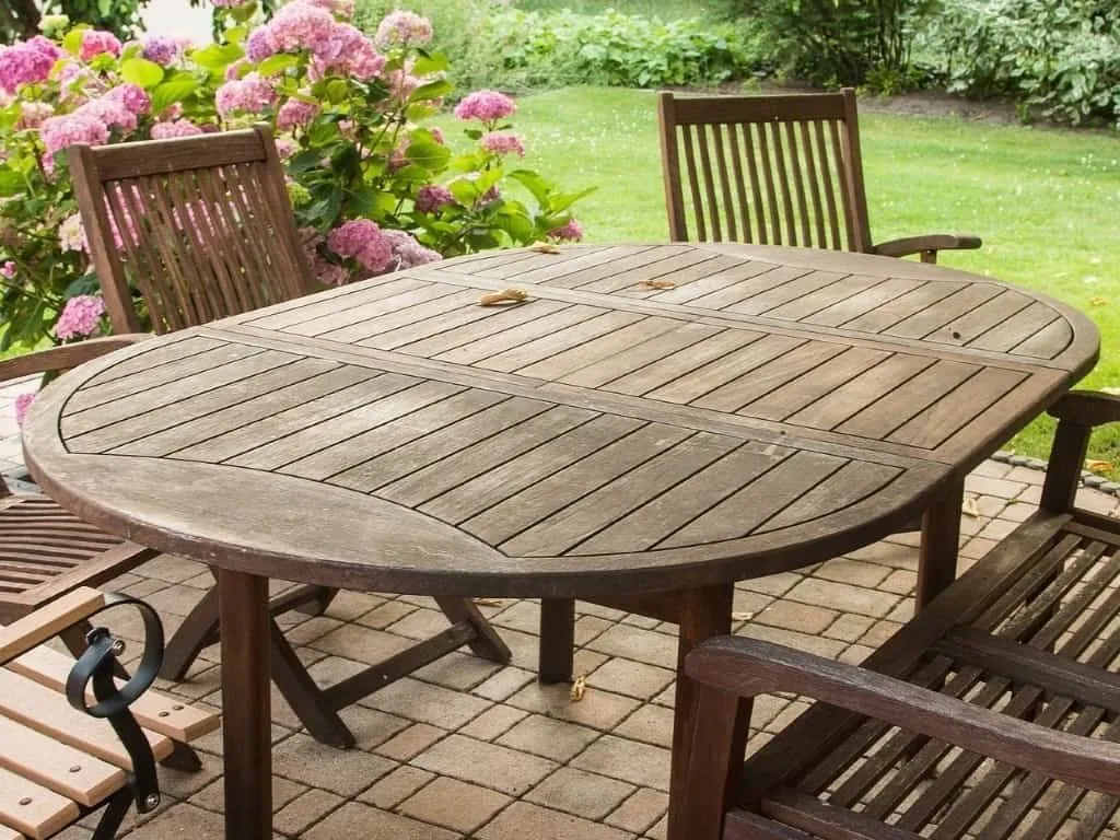 wooden garden set